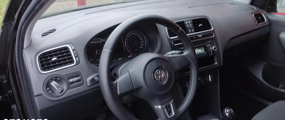 Volkswagen Polo cena 29999 przebieg: 30000, rok produkcji 2014 z Kruszwica małe 466